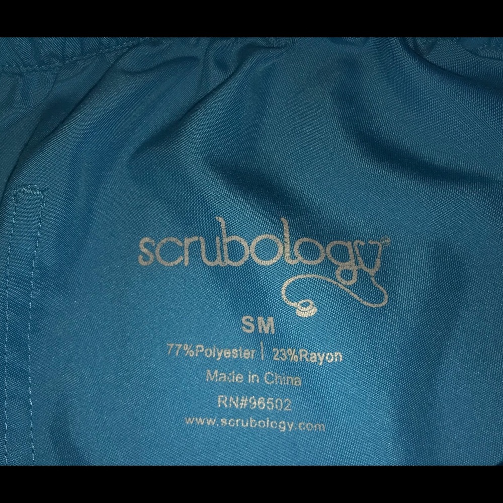 Scrubology ScrubSet,Top-M,Pant-SM,Color-Turquoise - Picture 4 of 5